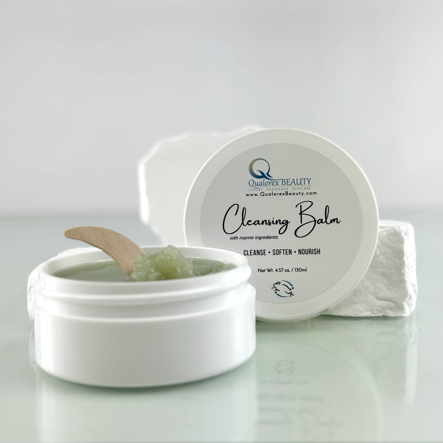 Cleansing Balm with Marine Ingredients • Melts Away Makeup & Skin Impurities • Clear Congested Pores